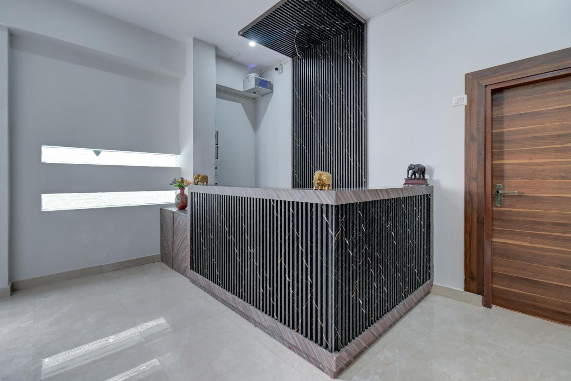 Hotel Cloud 9 Luxury Stay Mysore Luaran gambar