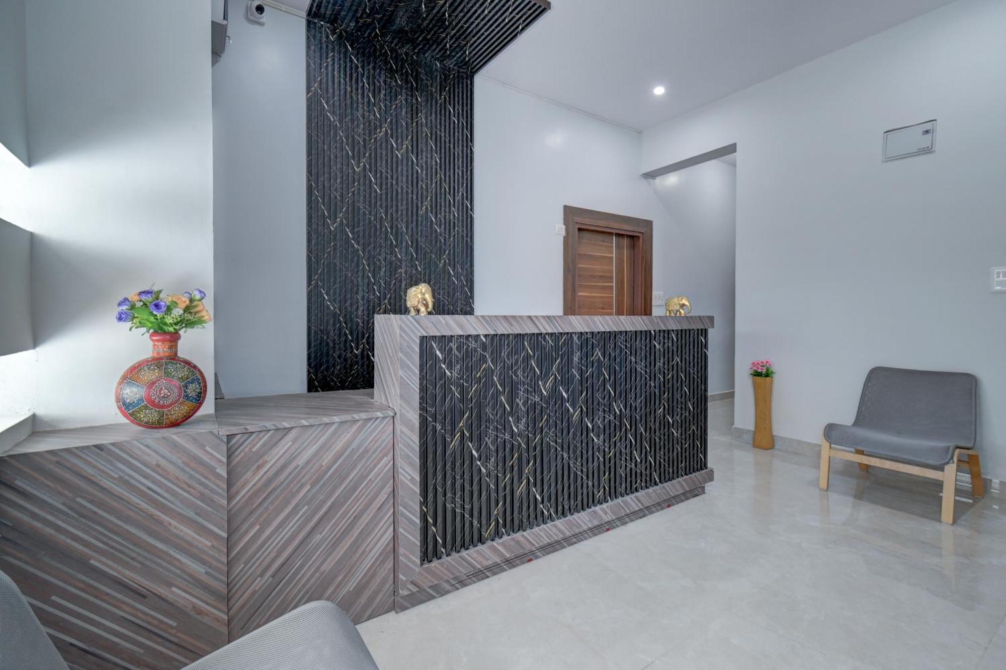 Hotel Cloud 9 Luxury Stay Mysore Luaran gambar