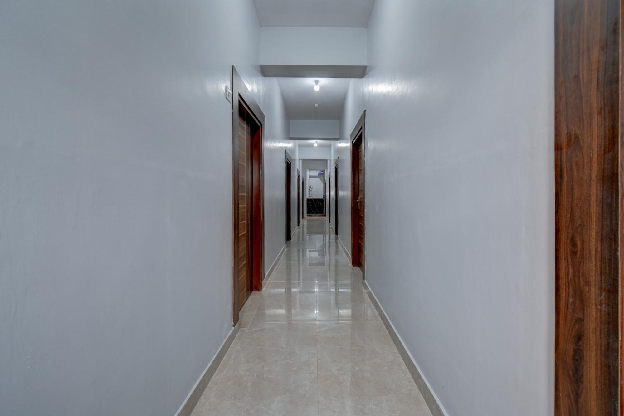 Hotel Cloud 9 Luxury Stay Mysore Luaran gambar