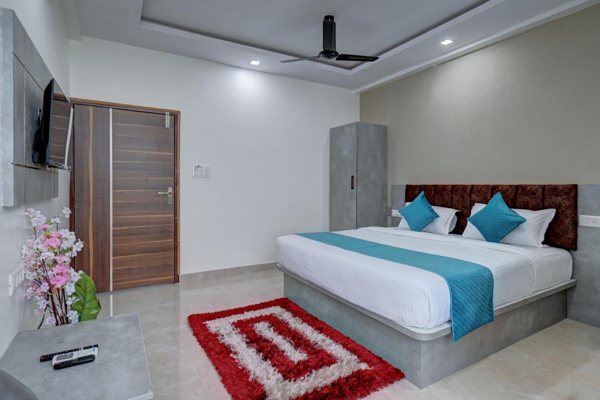 Hotel Cloud 9 Luxury Stay Mysore Luaran gambar