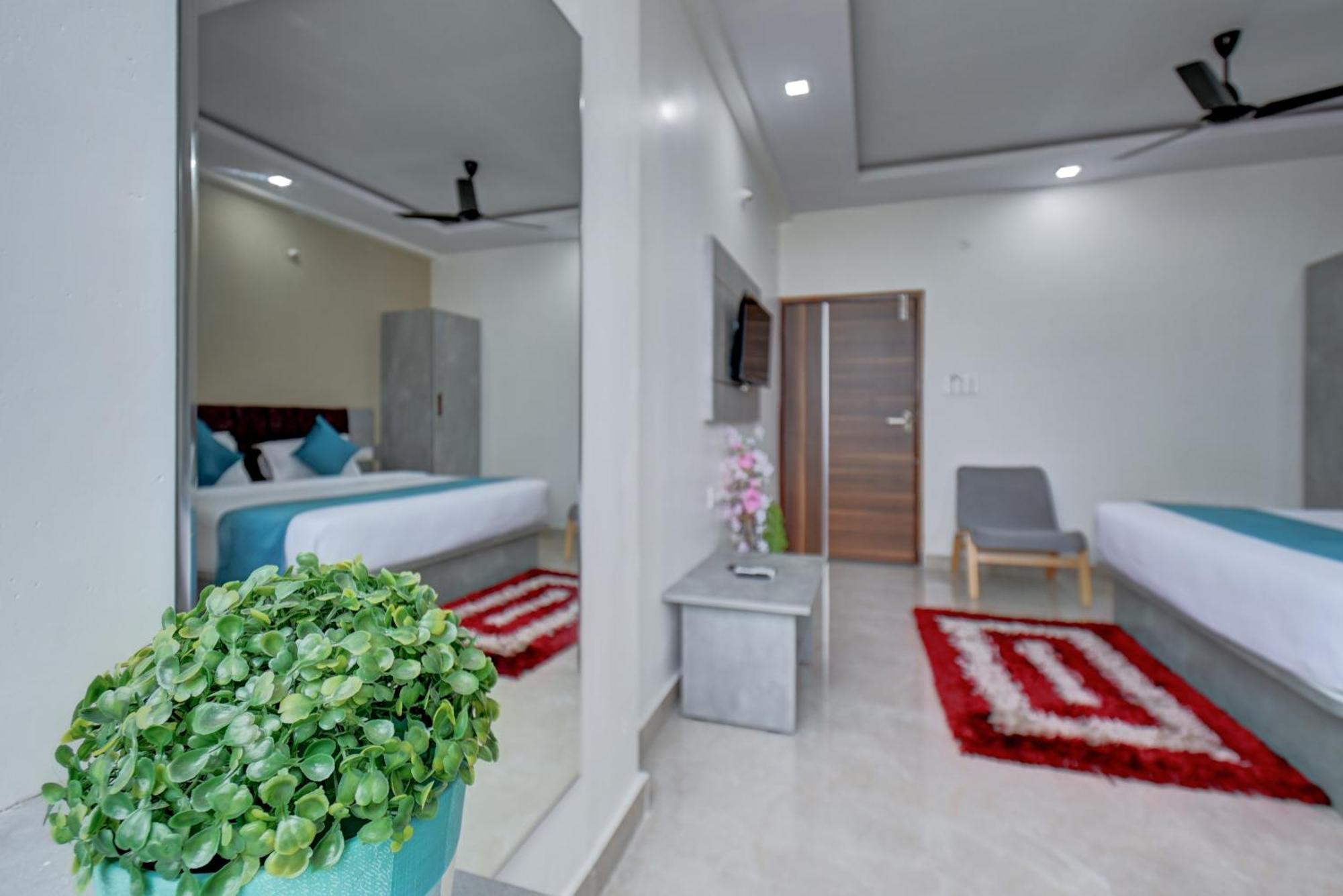 Hotel Cloud 9 Luxury Stay Mysore Luaran gambar