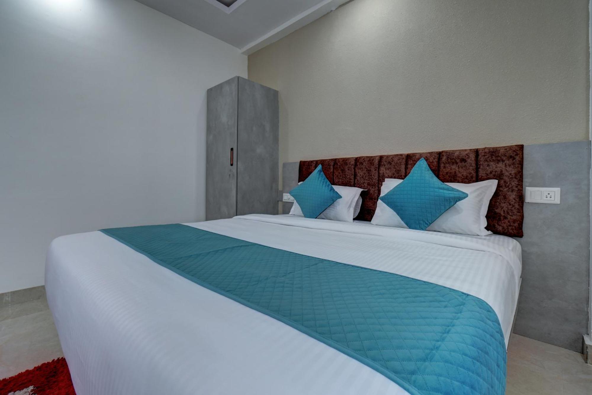 Hotel Cloud 9 Luxury Stay Mysore Luaran gambar