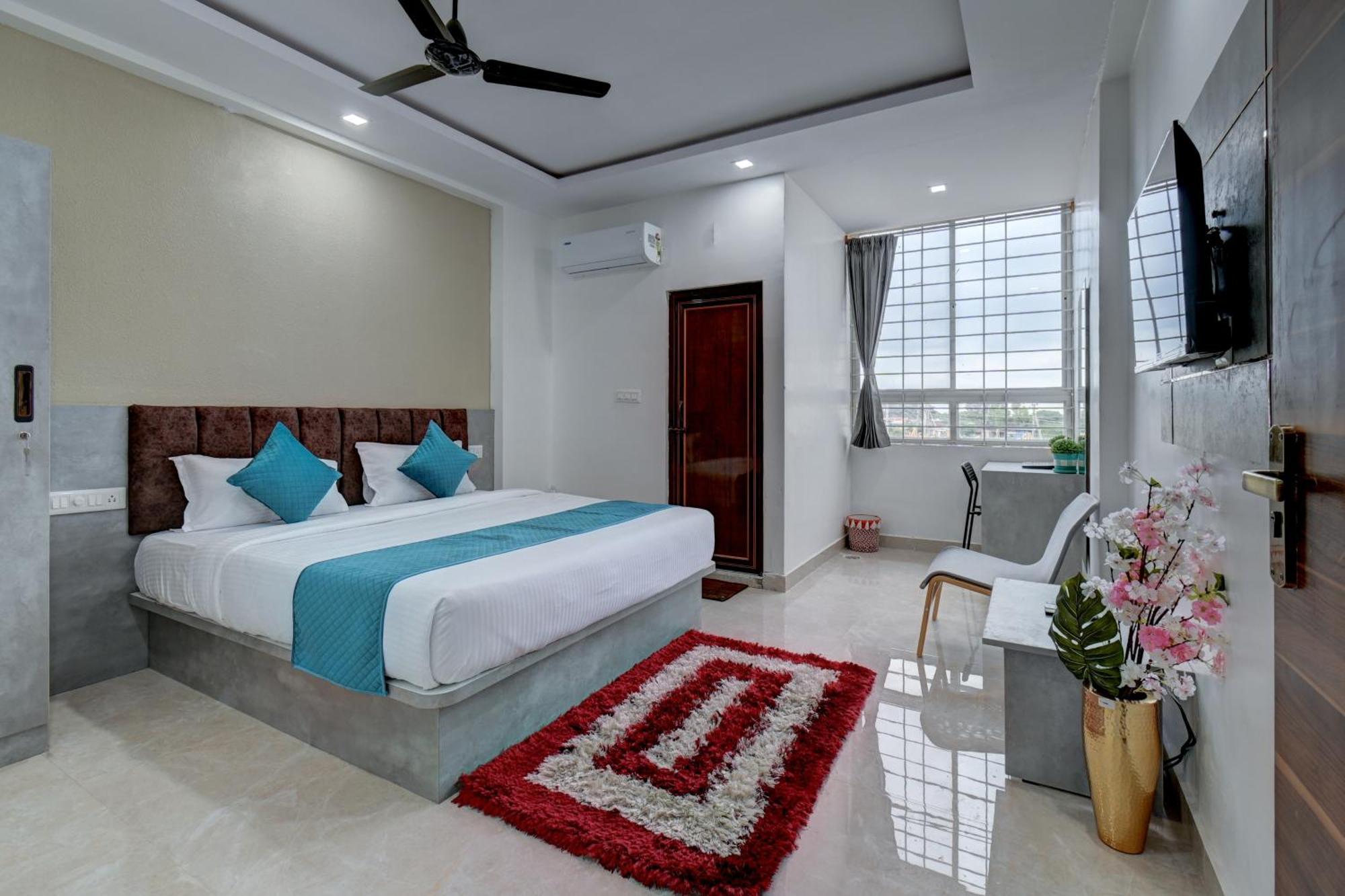 Hotel Cloud 9 Luxury Stay Mysore Luaran gambar