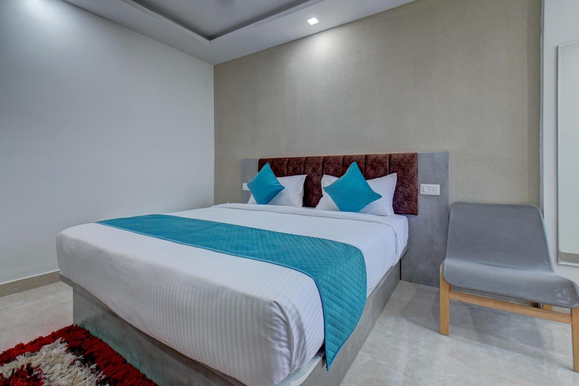 Hotel Cloud 9 Luxury Stay Mysore Luaran gambar