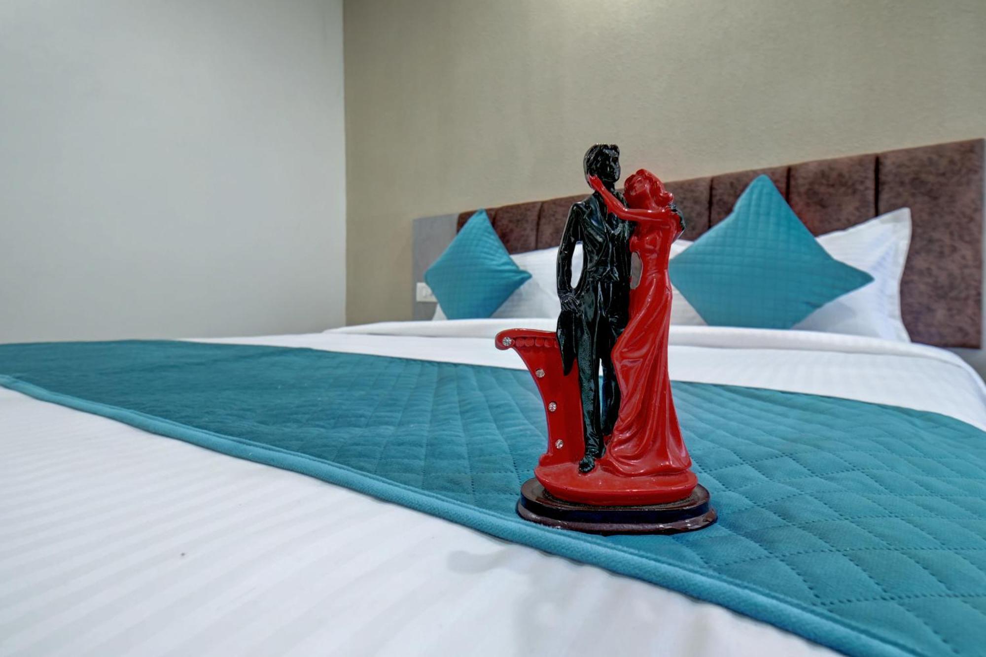 Hotel Cloud 9 Luxury Stay Mysore Luaran gambar