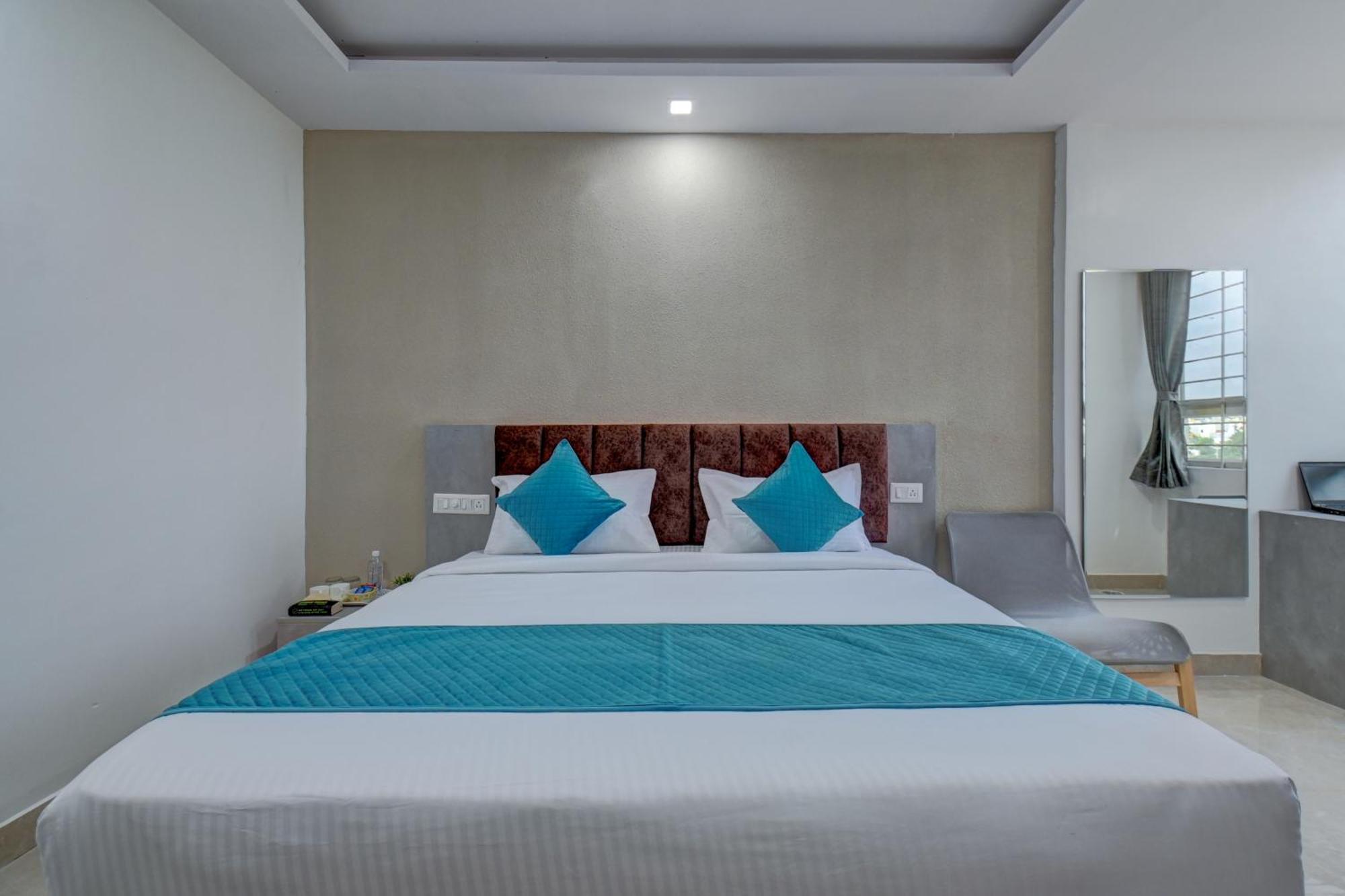 Hotel Cloud 9 Luxury Stay Mysore Luaran gambar